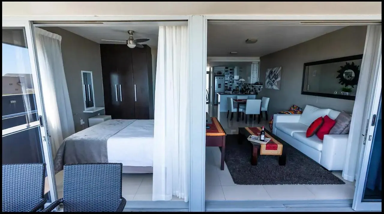 Infinity Luxury Beachfront Apartment Bloubergstrand 0*,  South Africa